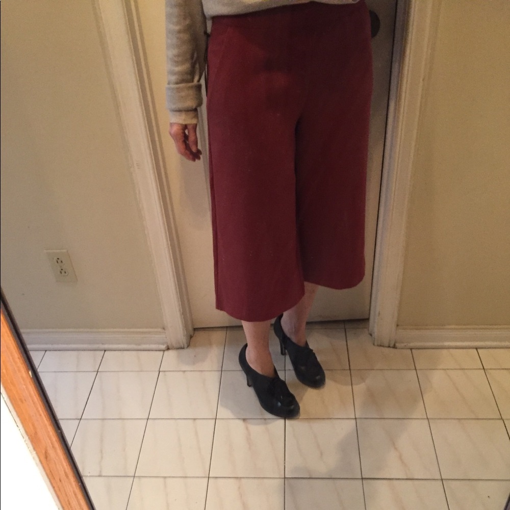 NWT Forever 21 woven rust culottes